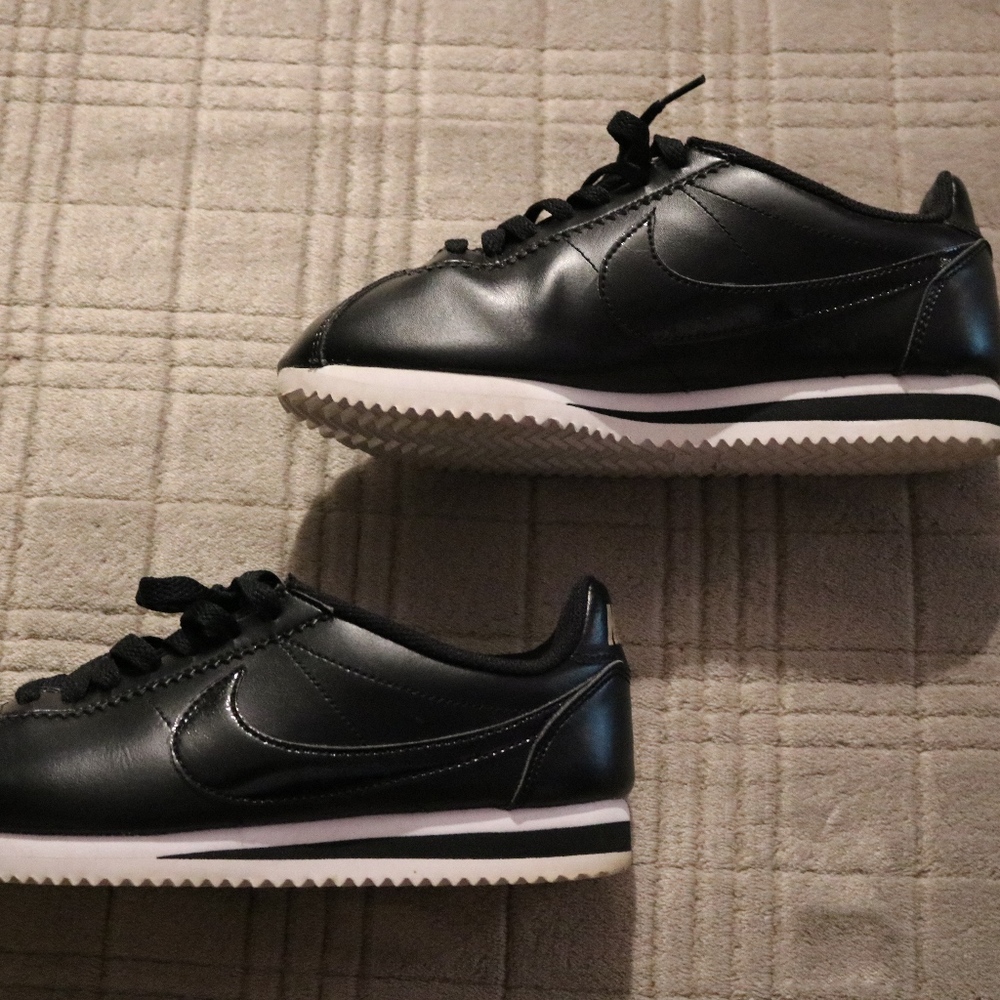 Black Nike Cortez